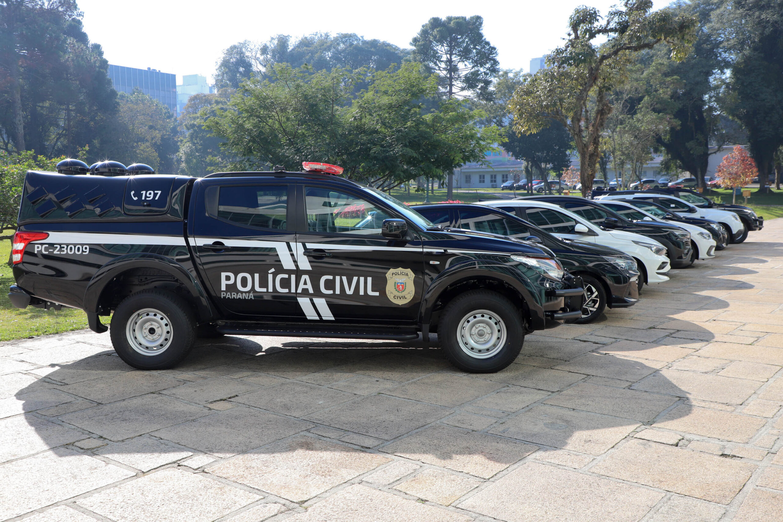 Ação integrada das Polícias Civis dos Estados do Paraná e de Santa Catarina  cumpre mandado de busca e apreensão