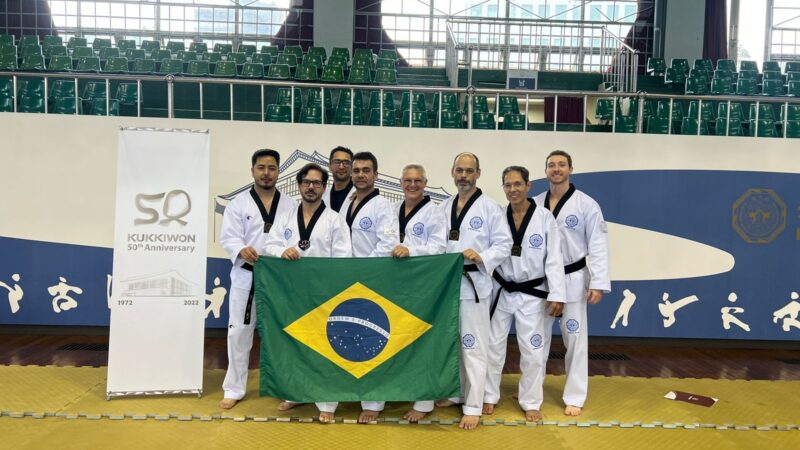 Atleta de PG representa Brasil em competição internacional de taekwondo