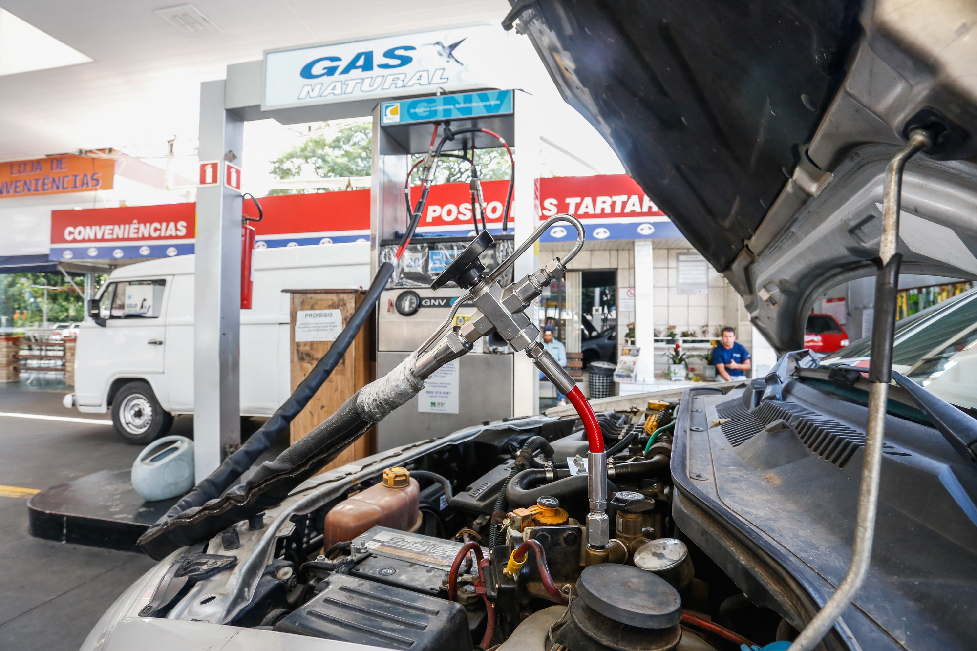 Com aumento da gasolina e etanol, GNV fica mais competitivo no Paraná