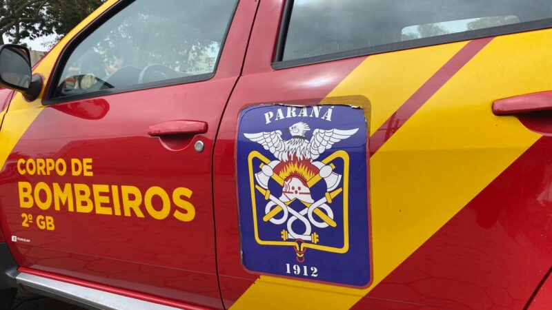 Cinco pessoas ficam feridas em acidente no Socavão