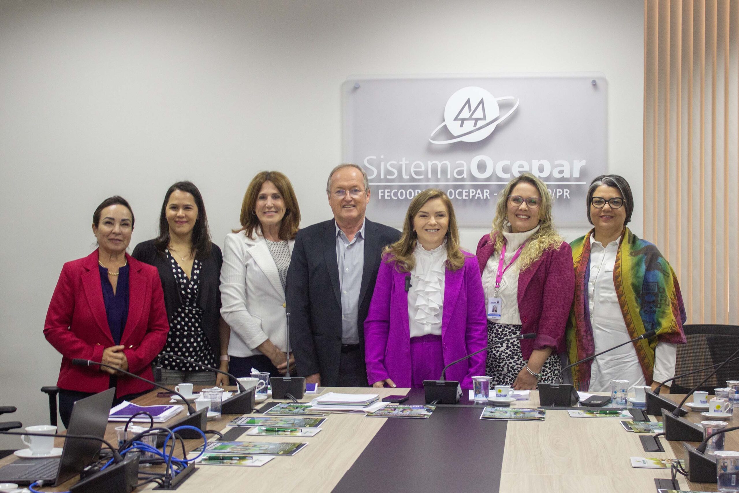 Paraná firma parceria com Ocepar para fomentar o cooperativismo feminino