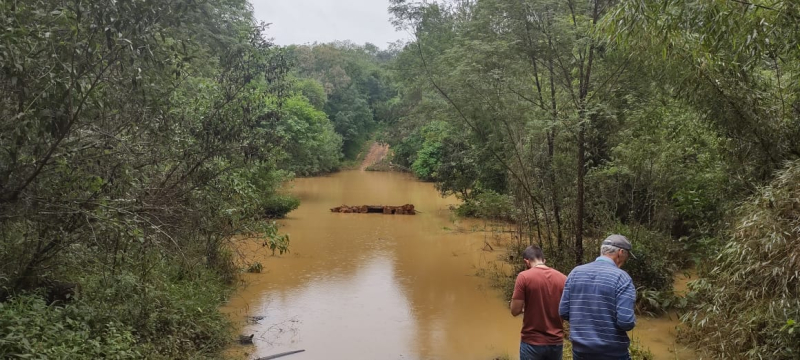 Prefeitura de Tibagi percorre o município para avaliar estragos causados pelas chuvas