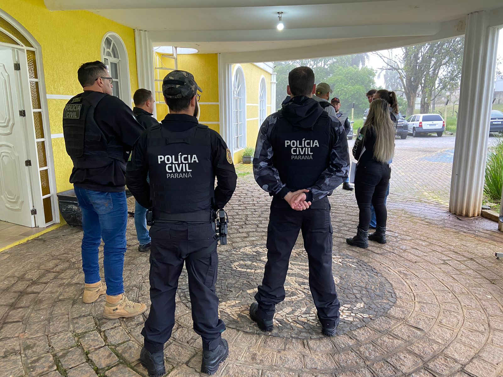 Suspeito de tráfico de drogas é preso em operação da Polícia Civil em Carambeí