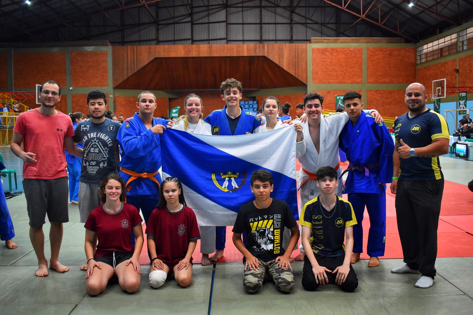 Atletas de Ponta Grossa conquistam 18 medalhas no Paraná Combate