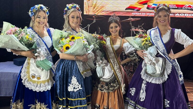 (ASSISTA O CONCURSO) Debora dos Santos é coroada Rainha da 32ª Münchenfest