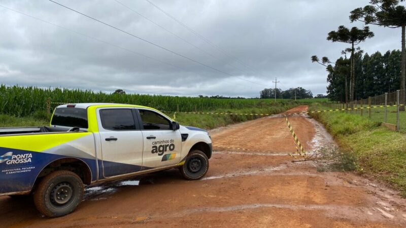 Prefeitura de Ponta Grossa interdita temporariamente trecho da Estrada do Alagados