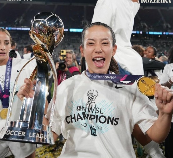 Bruninha conquista a Liga Americana de Futebol Feminino , a mais importante do mundo