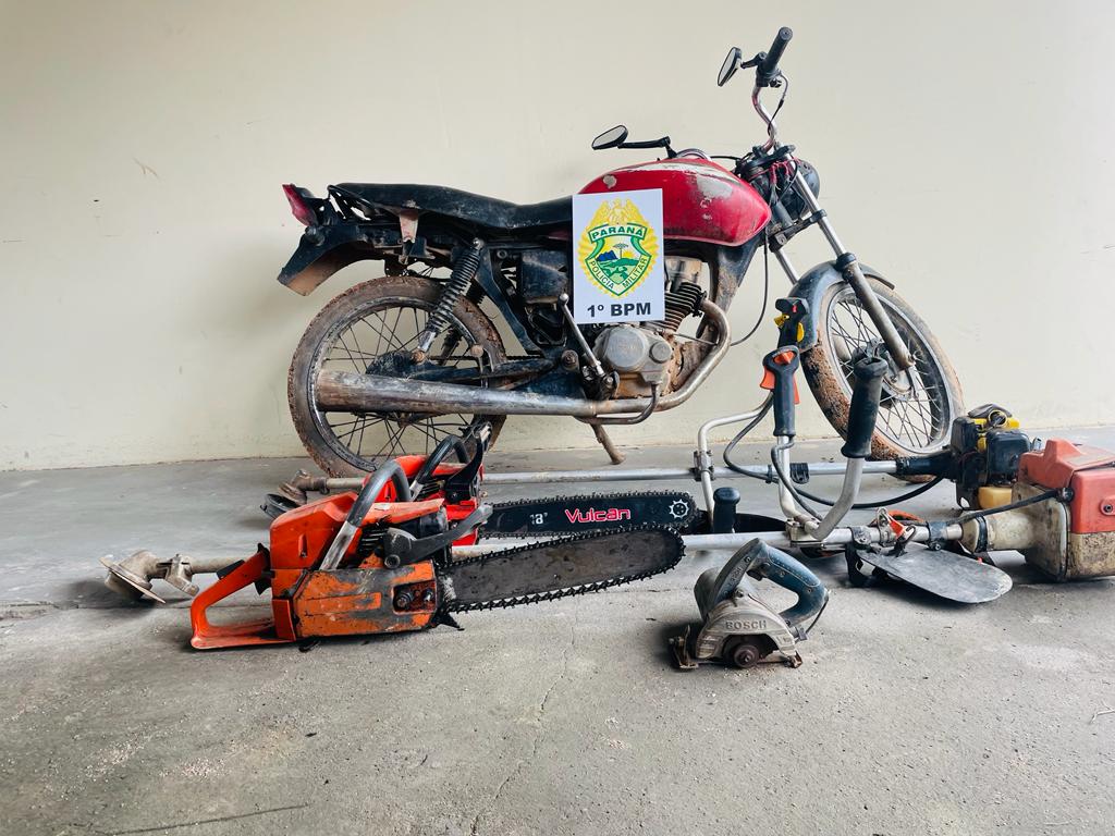 Motocicleta roubada é recuperada pela PM no interior de Carambeí