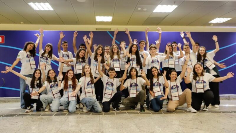 Ganhando o Mundo: estudantes do Paraná começam a embarcar para intercâmbios de 2024