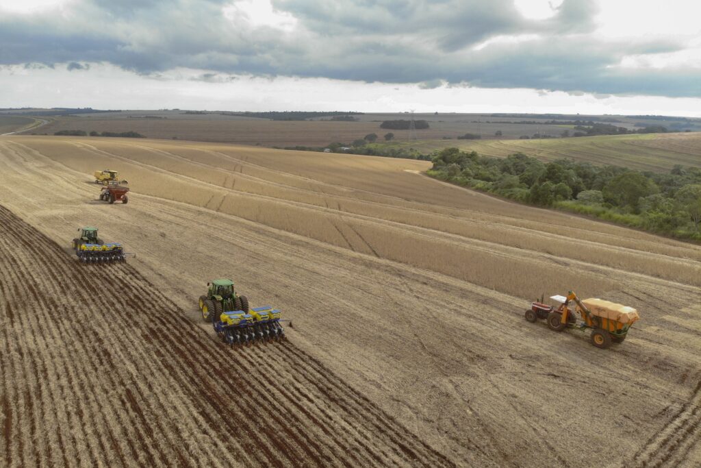 Com projeção de 14,4 milhões de toneladas, Paraná inicia plantio da 2ª safra de milho