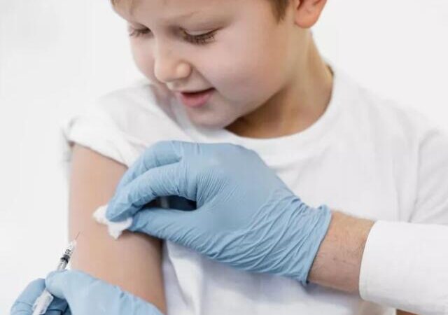 Municípios devem adotar recomendações do TCE-PR para garantir cobertura vacinal