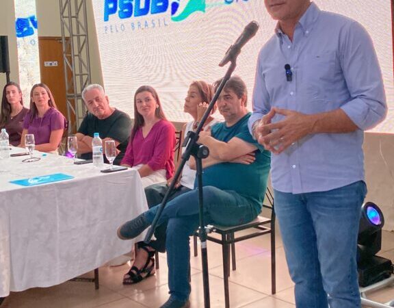 Beto Richa participa de evento da Federação do PSDB Cidadania em Ponta Grossa