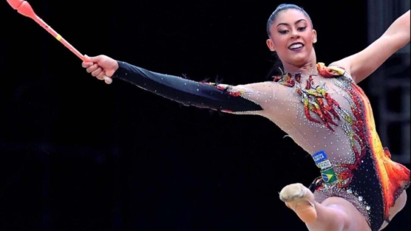 Paranaense Bárbara Domingos leva o bi no Pan-Americano de ginástica rítmica
