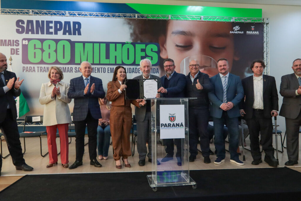 Sanepar investe R$ 680 milhões em obras de água e esgoto em dezenas de municípios