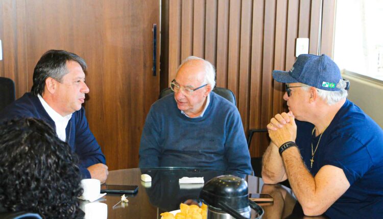 Visita Prefeitos Amcg – Maquina Estradas rurais 7